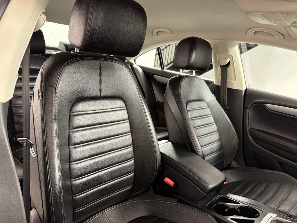 2013 Volkswagen CC Image 18