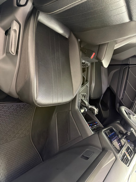 2023 Volkswagen Tiguan Image 25