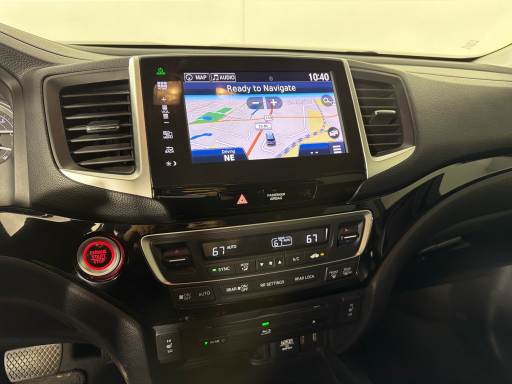 2016 Honda Pilot Image 17