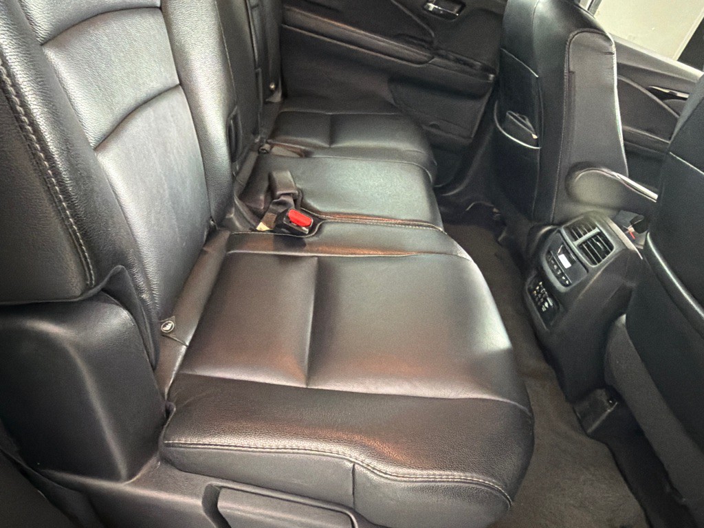 2016 Honda Pilot Image 23