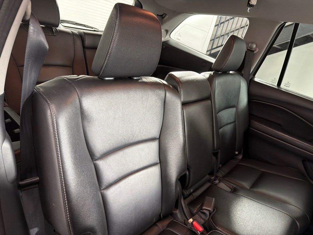 2016 Honda Pilot Image 24