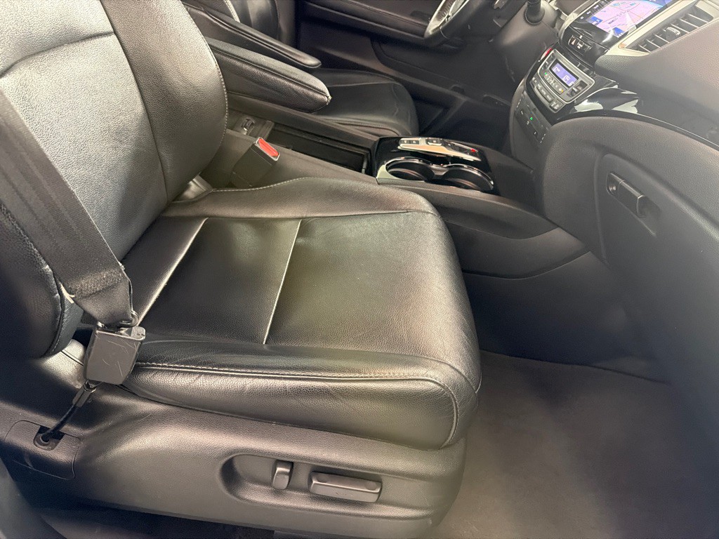2016 Honda Pilot Image 25