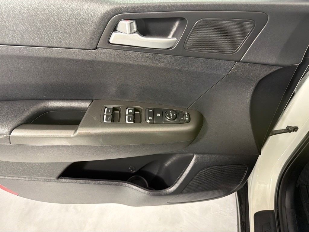 2020 Kia Sportage Image 10