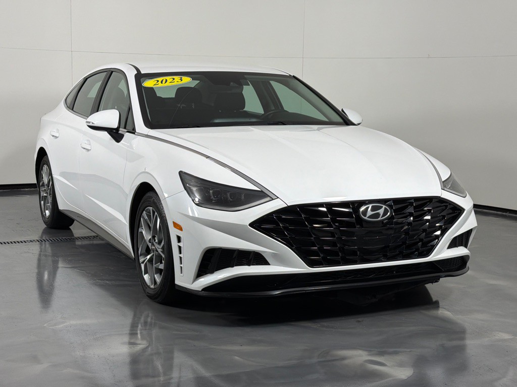 2023 Hyundai Sonata Image 3