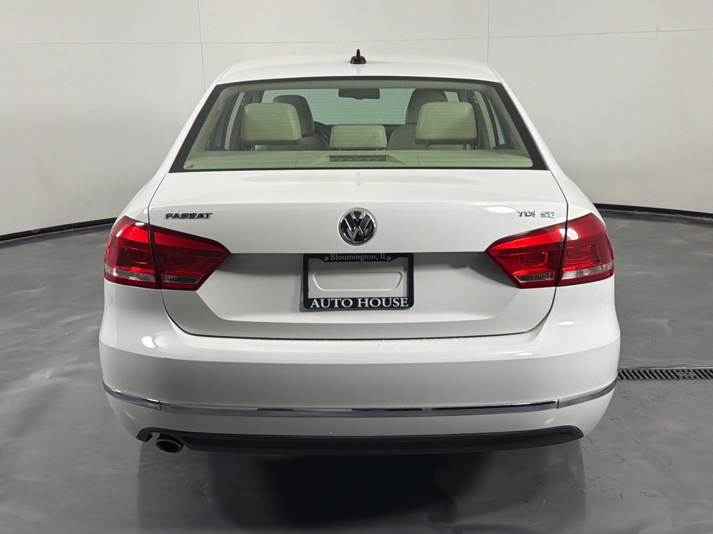 2012 Volkswagen Passat Image 6