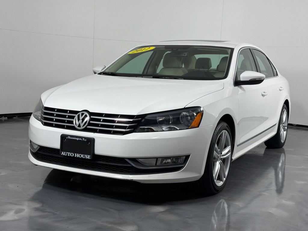 2012 Volkswagen Passat Image 10