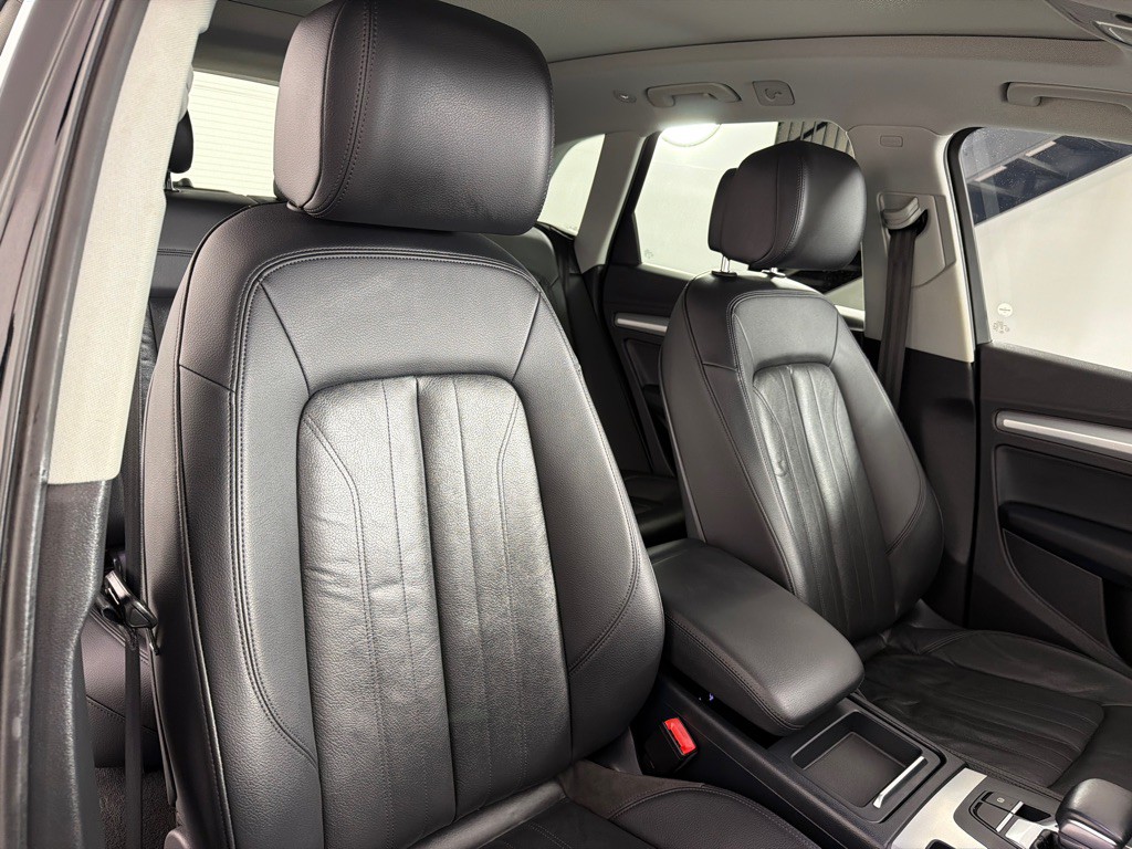 2018 Audi Q5 Image 25