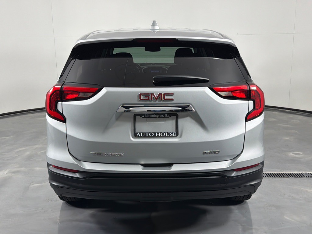 2020 GMC Terrain Image 6