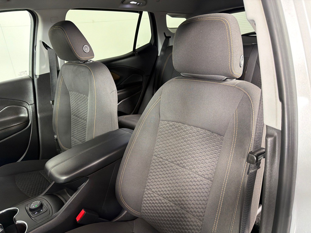 2020 GMC Terrain Image 13