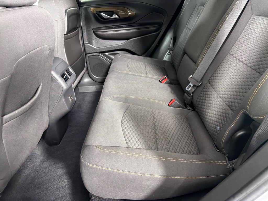 2020 GMC Terrain Image 17