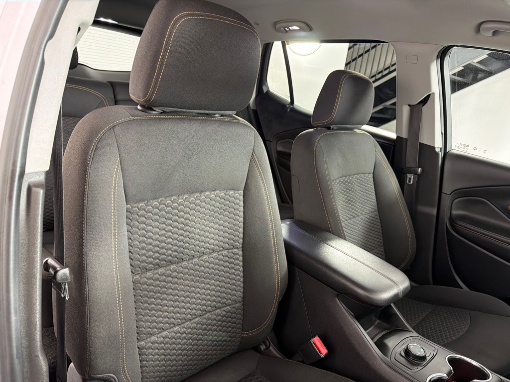 2020 GMC Terrain Image 23