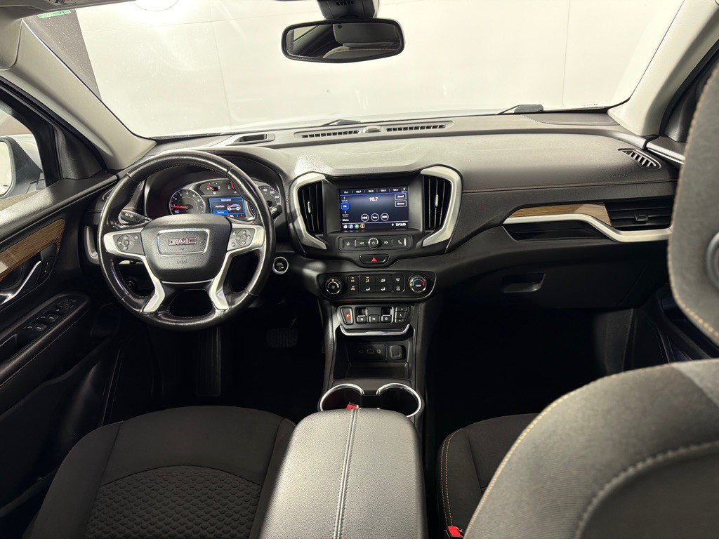 2020 GMC Terrain Image 24