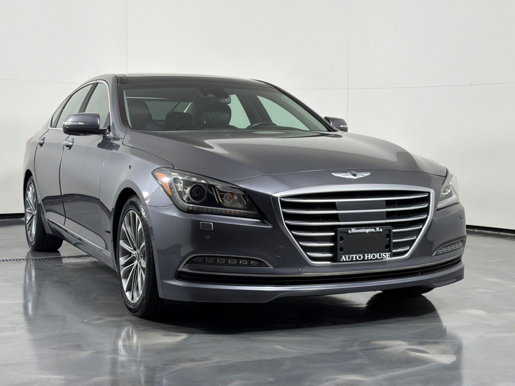 2016 Hyundai Genesis Image 3