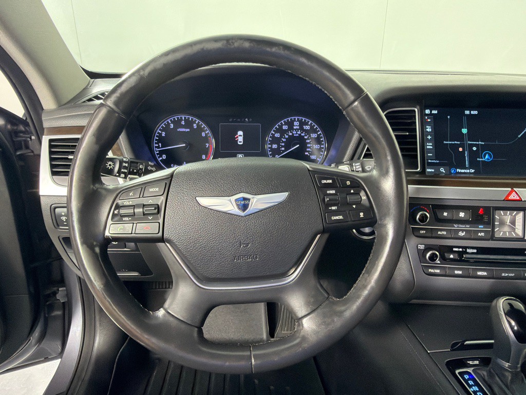 2016 Hyundai Genesis Image 12