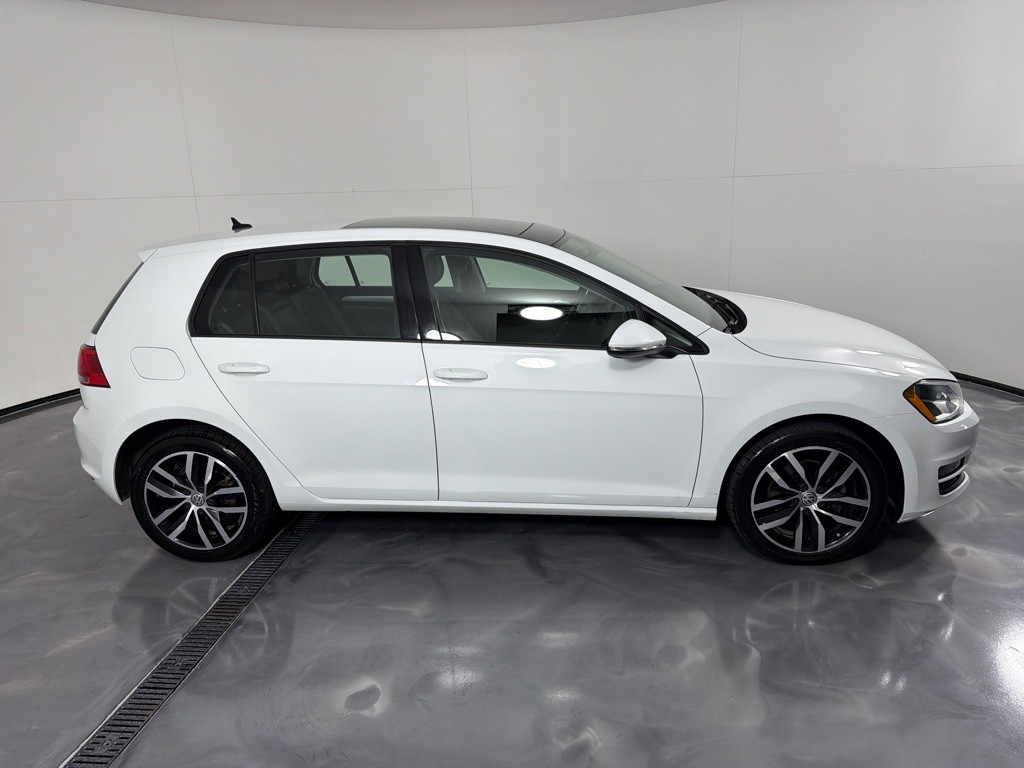 2016 Volkswagen Golf Image 4