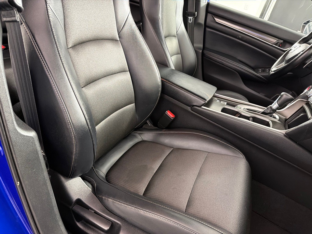 2018 Honda Accord Image 22
