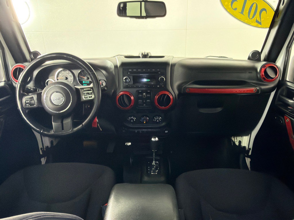 2013 Jeep Wrangler Unlimited Image 24