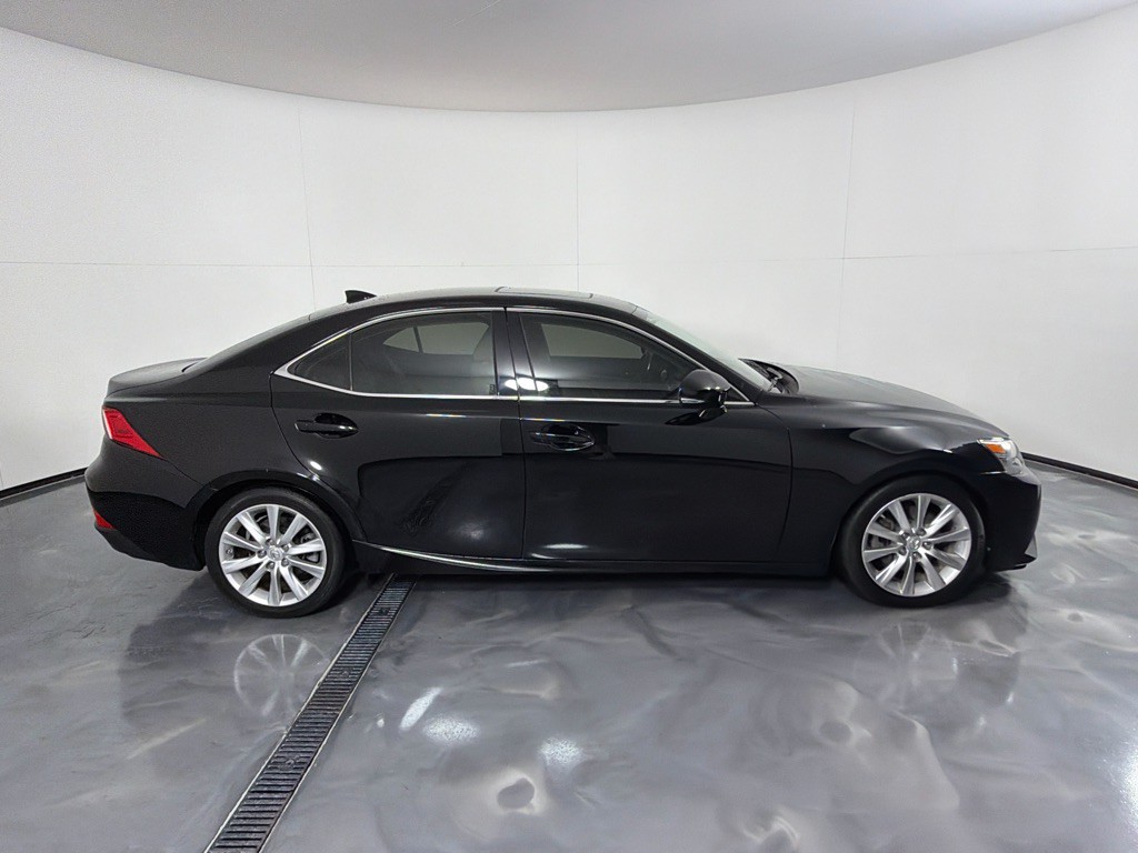 2015 Lexus IS Image 3