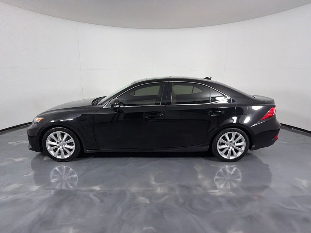 2015 Lexus IS Image 7