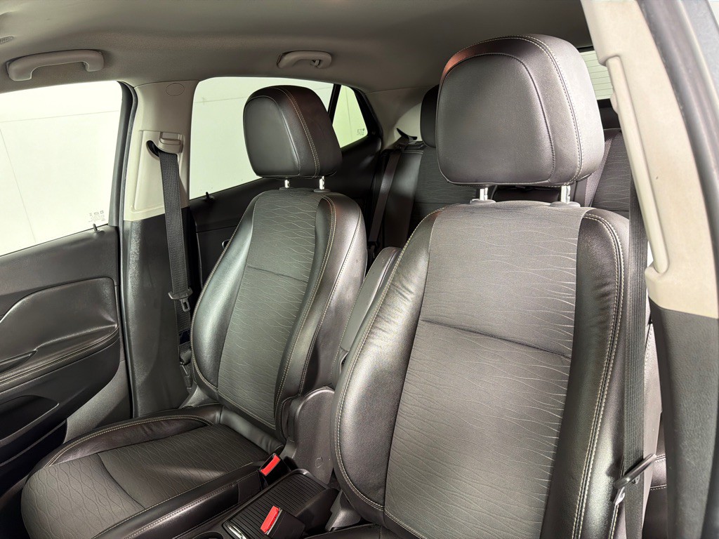 2016 Buick Enclave Image 11