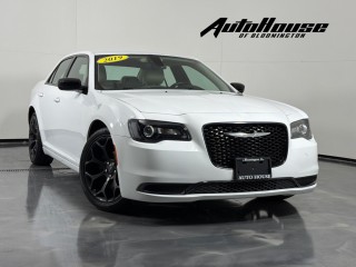 Image for 2019 Chrysler 300 Touring ID: 7676256