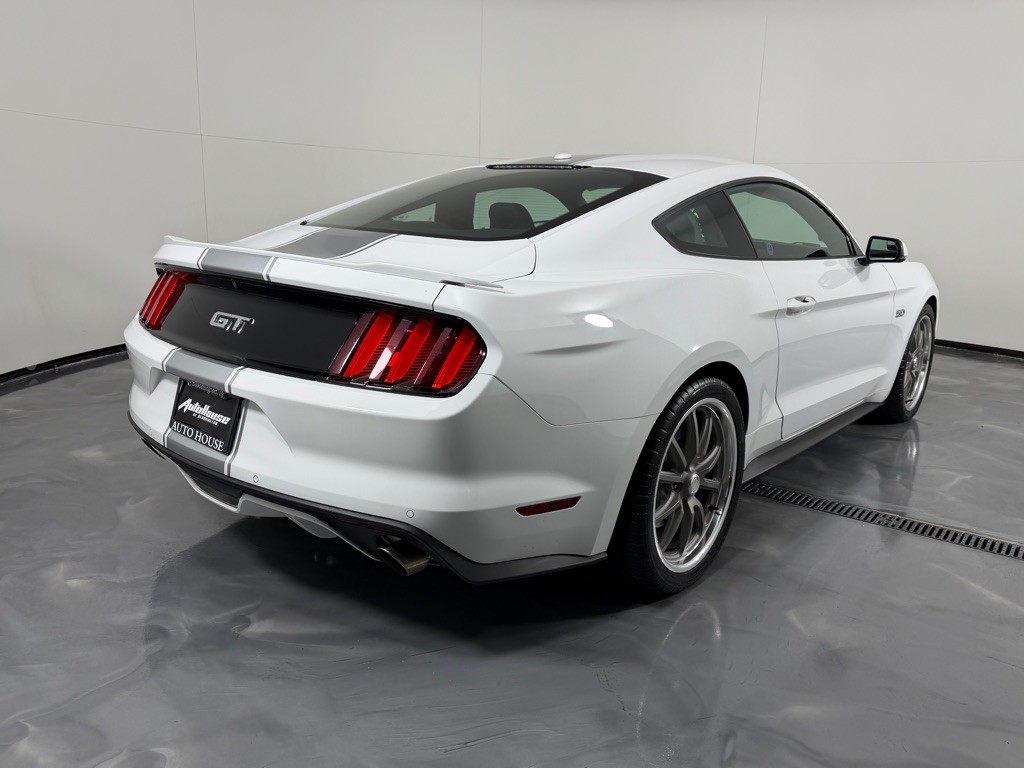 2015 Ford Mustang Image 5
