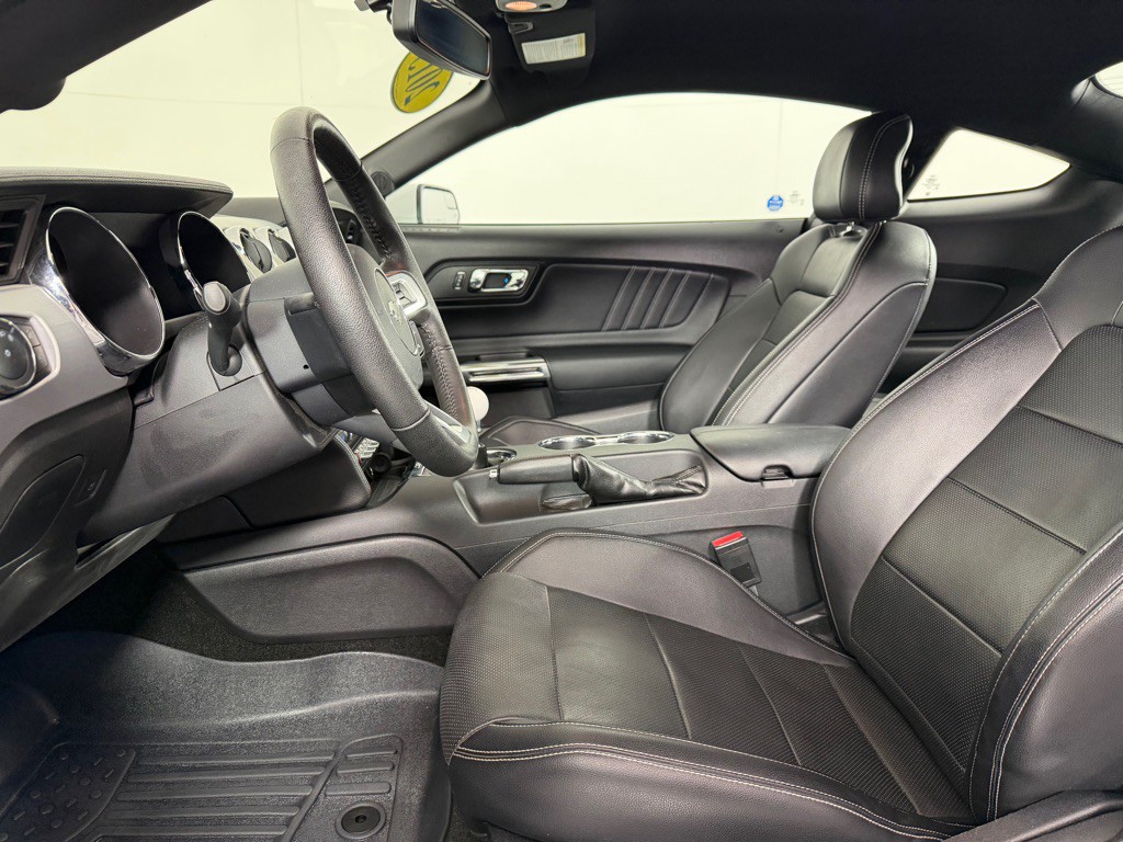 2015 Ford Mustang Image 11