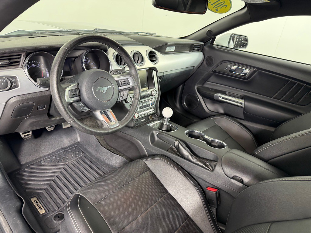 2015 Ford Mustang Image 13