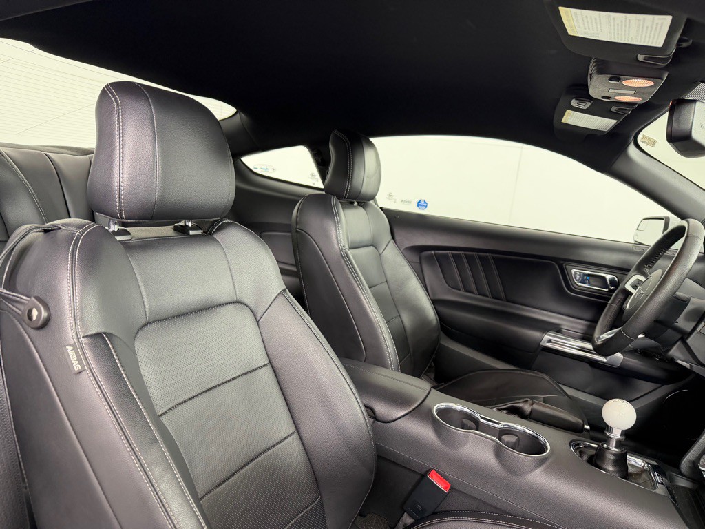 2015 Ford Mustang Image 23