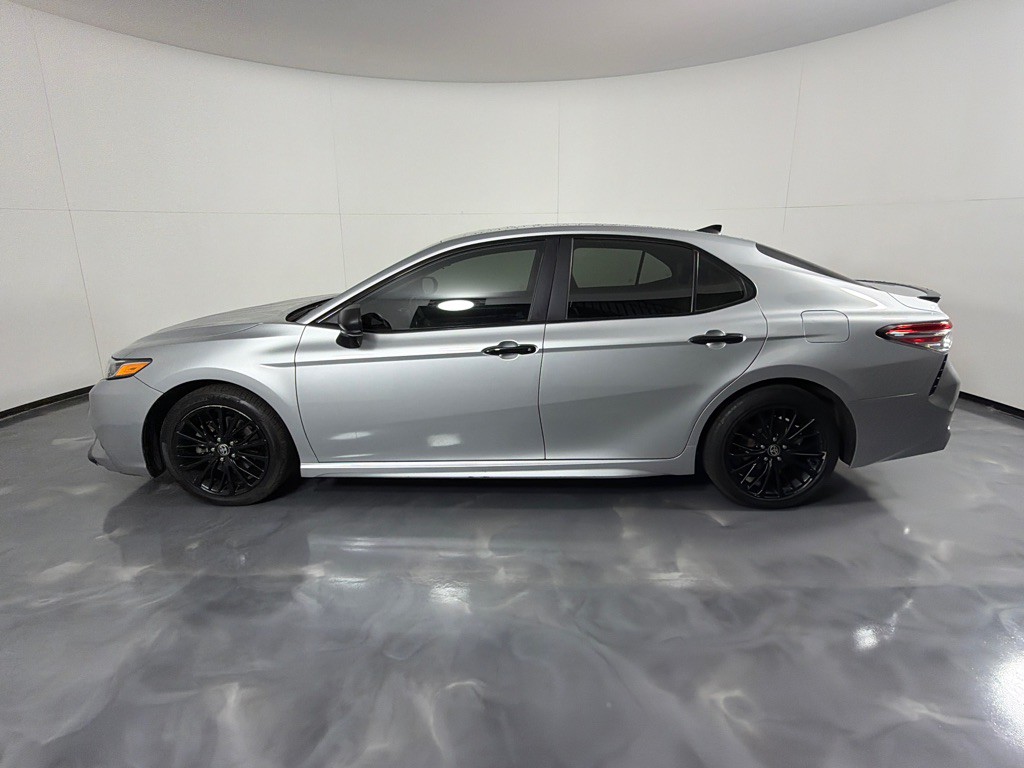 2020 Toyota Camry Image 8