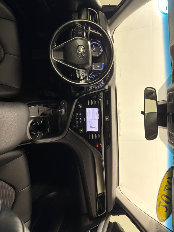 2020 Toyota Camry Image 24