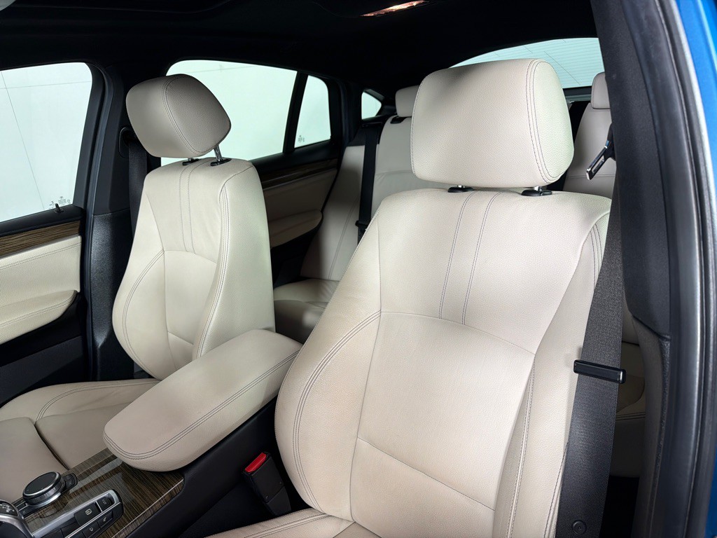 2018 BMW X4 Image 11