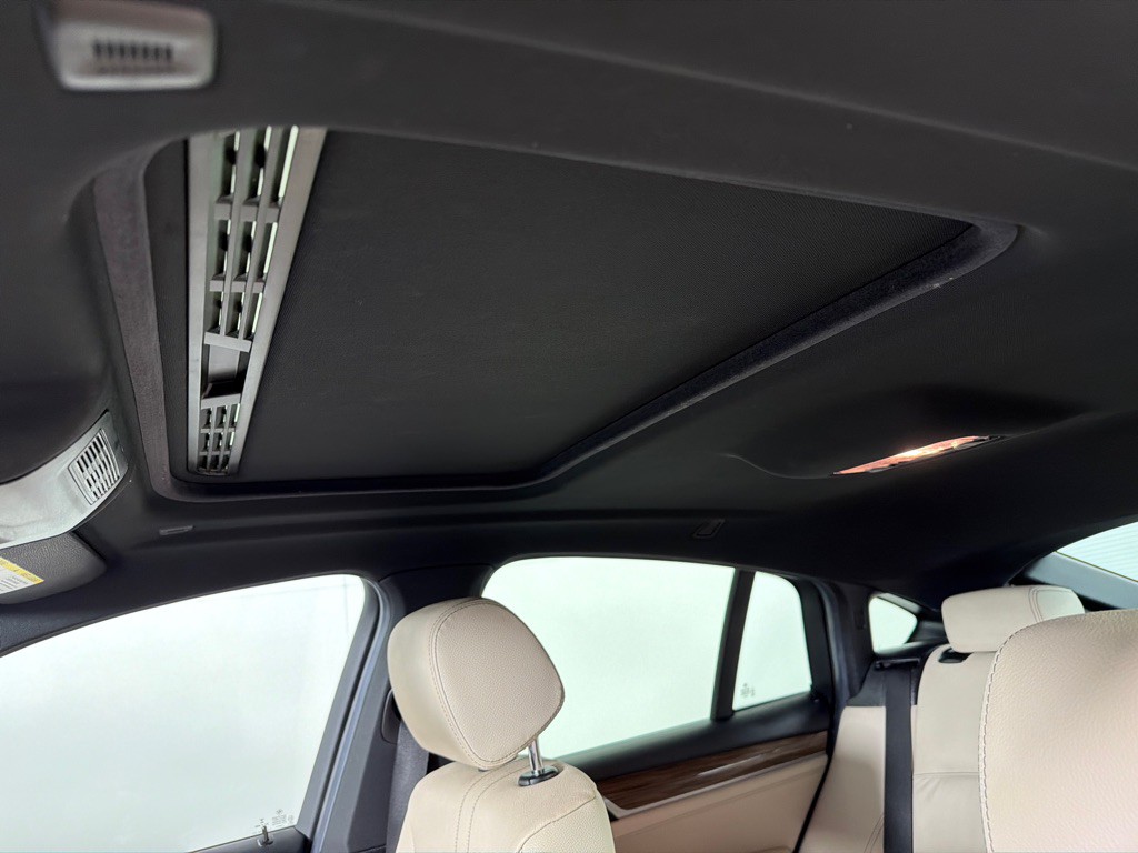 2018 BMW X4 Image 12