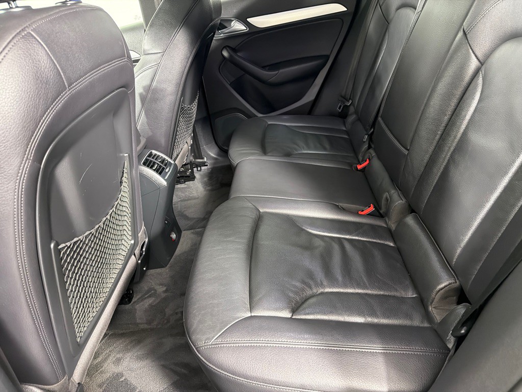 2015 Audi Q3 Image 19