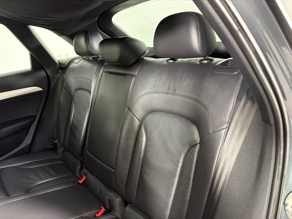 2015 Audi Q3 Image 20