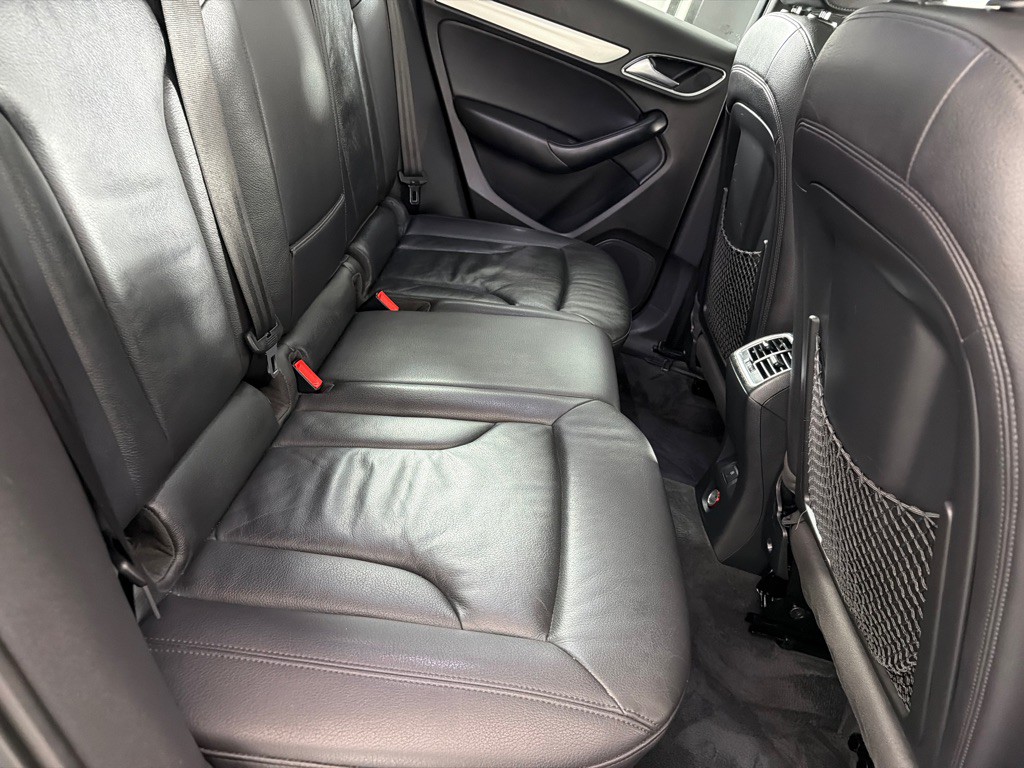 2015 Audi Q3 Image 22