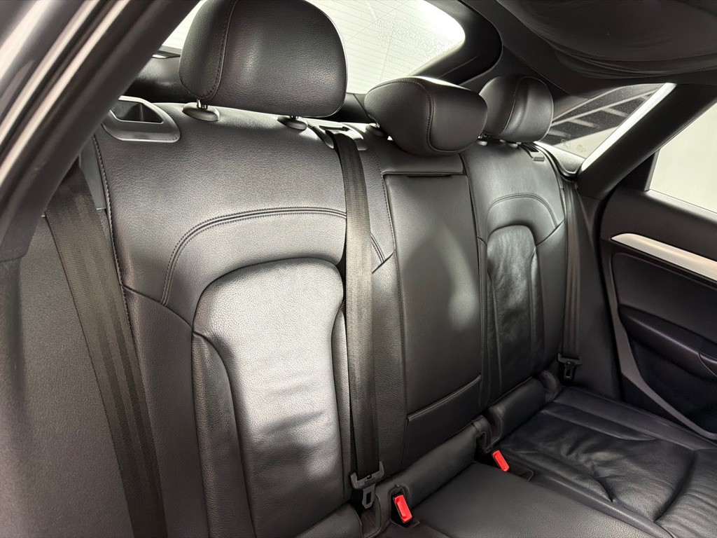 2015 Audi Q3 Image 23