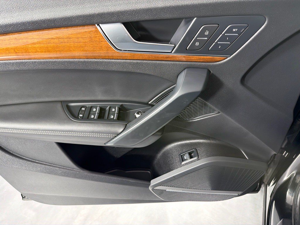 2021 Audi Q5 Image 11