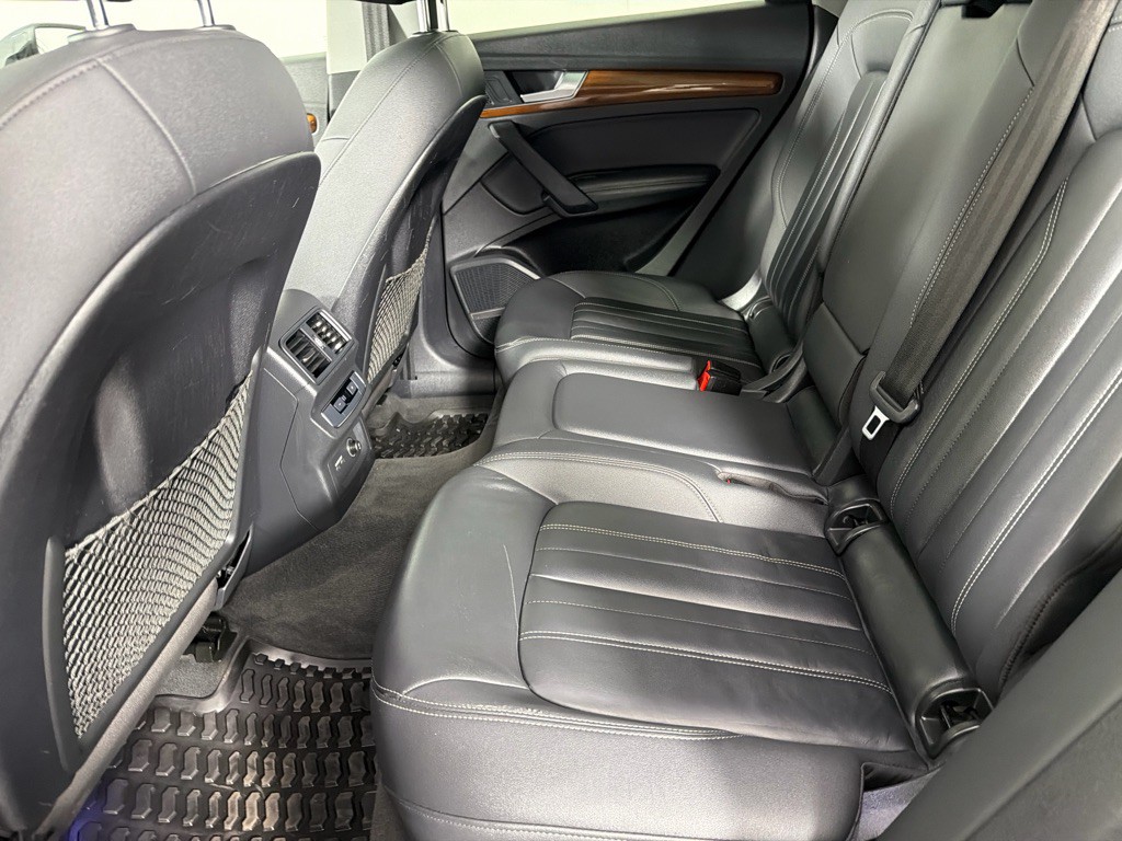 2021 Audi Q5 Image 19