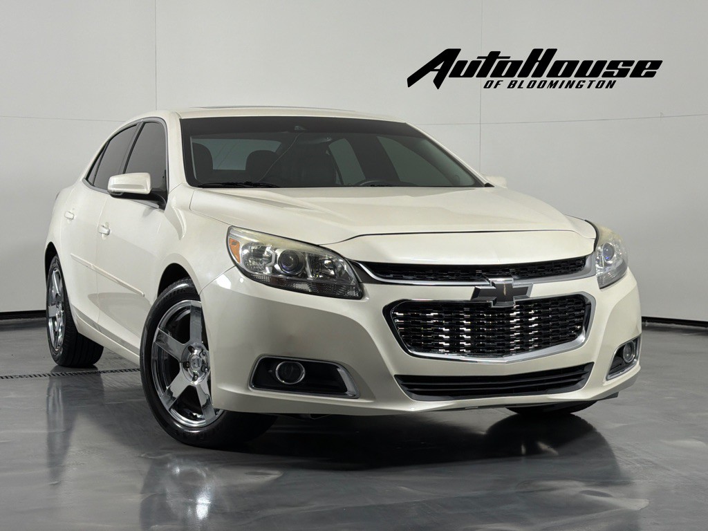 2013 Chevrolet Malibu Image 1