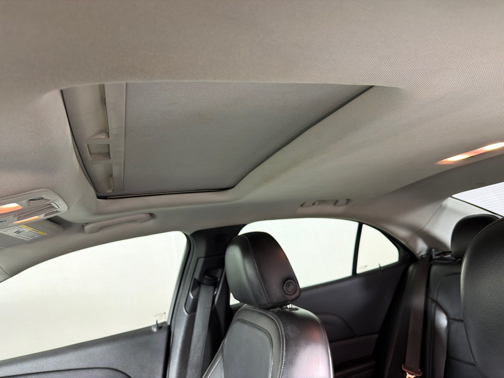 2013 Chevrolet Malibu Image 12