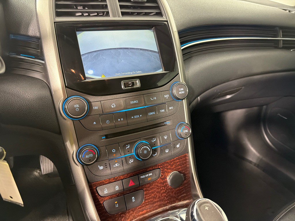 2013 Chevrolet Malibu Image 15