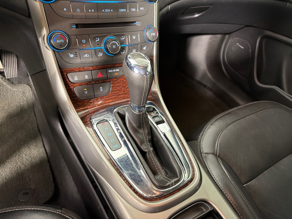 2013 Chevrolet Malibu Image 16