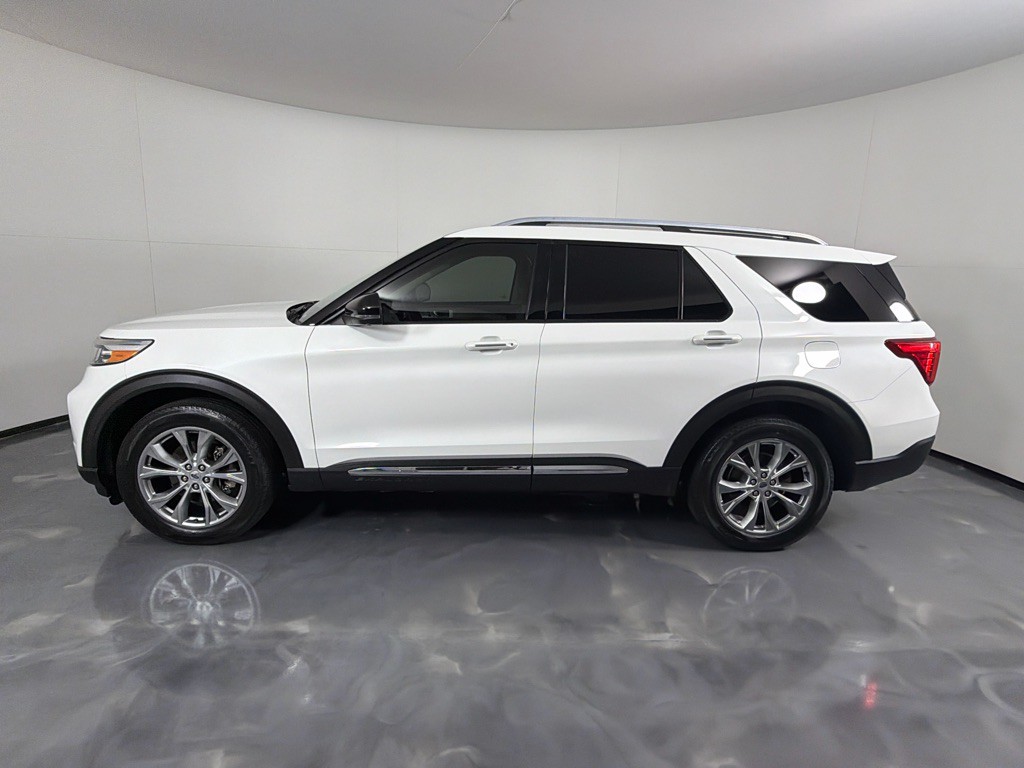 2021 Ford Explorer Image 8