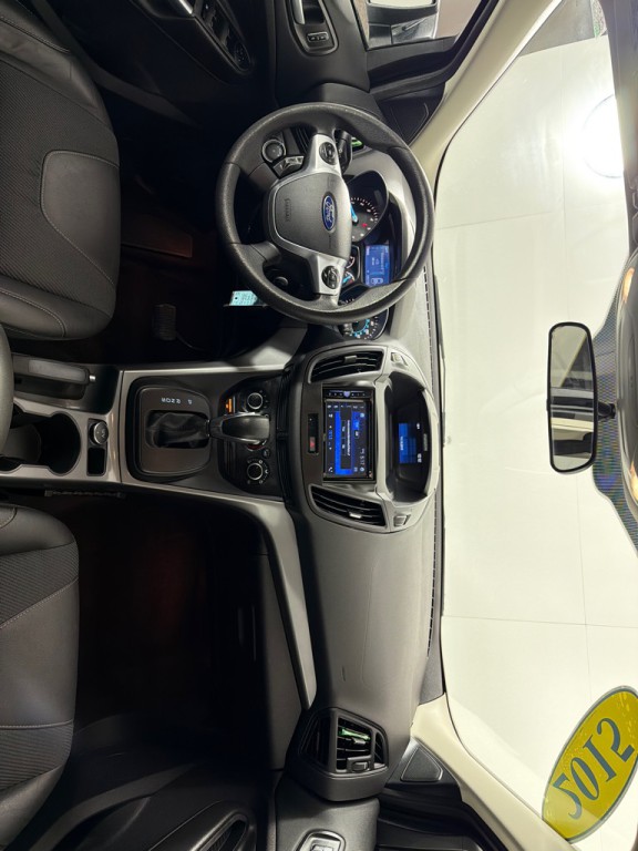 2015 Ford Escape Image 24