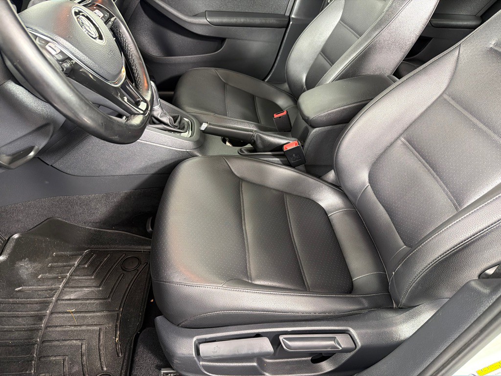 2018 Volkswagen Jetta Image 12