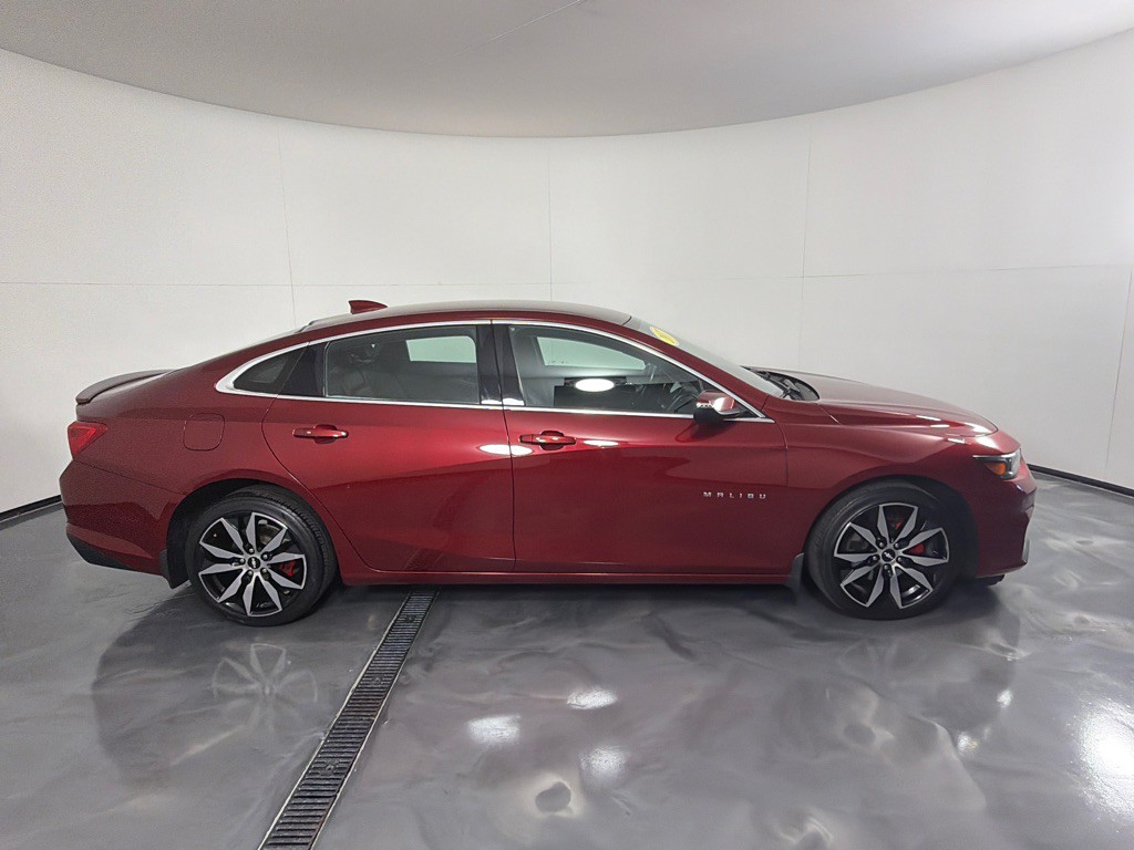 2017 Chevrolet Malibu Image 4