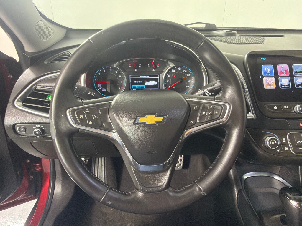2017 Chevrolet Malibu Image 13