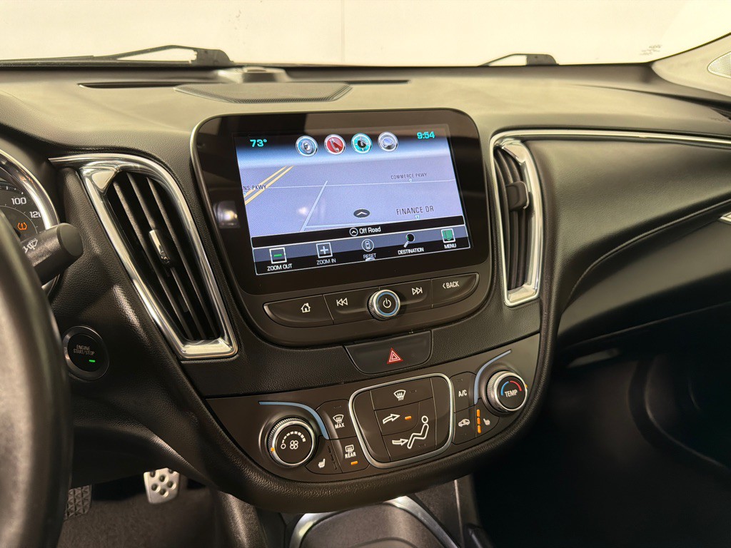 2017 Chevrolet Malibu Image 15