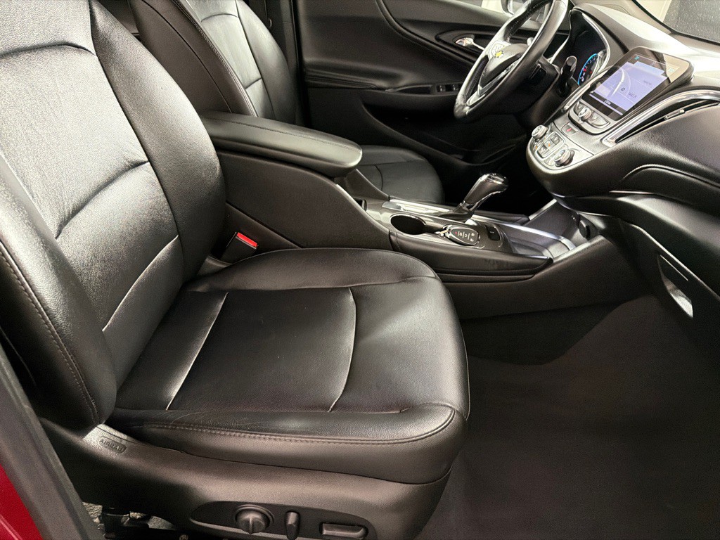 2017 Chevrolet Malibu Image 22